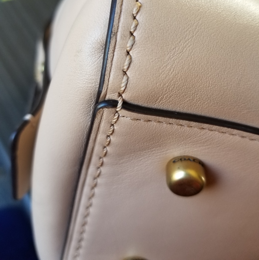Big tan leather COACH Bag ❤SALE❤ - Picture 8 of 16